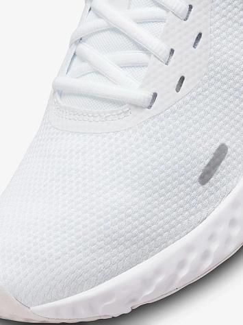 Nike Кроссовки мужские REVOLUTION 5