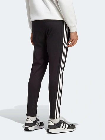 Adidas Брюки мужские ESSENTIALS SINGLE JERSEY TAPERED OPEN HEM 3-STRIPES PANTS