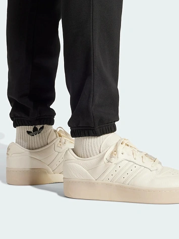 Adidas Брюки мужские ESS PANTS FT