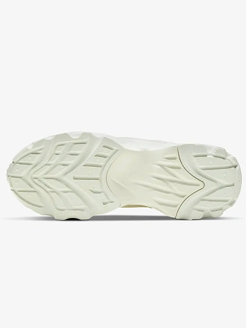 Nike Кроссовки женские TC 7900