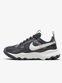 Nike Кроссовки женские TC 7900
