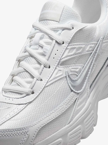 Nike Кроссовки женские INITIATOR