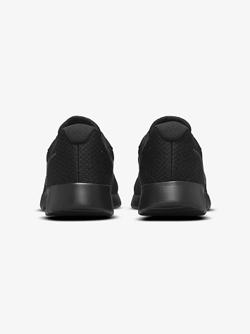 Nike Кроссовки мужские TANJUN