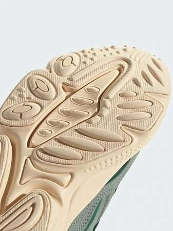 Adidas Кроссовки женские OZWEEGO