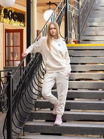 Puma Брюки женские BETTER ESSENTIALS PANTS CL TR