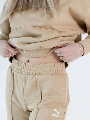 Puma Брюки женские CLASSICS SWEATPANTS FL