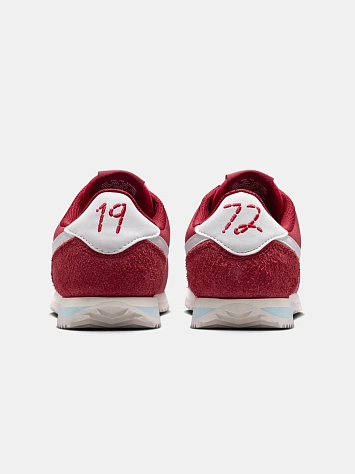 Nike Кроссовки женские CORTEZ SE BG