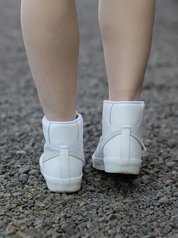 Nike Кеды женские BLAZER MID 77