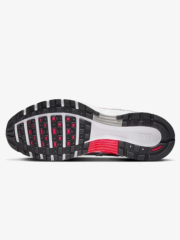 Nike Кроссовки мужские P-6000