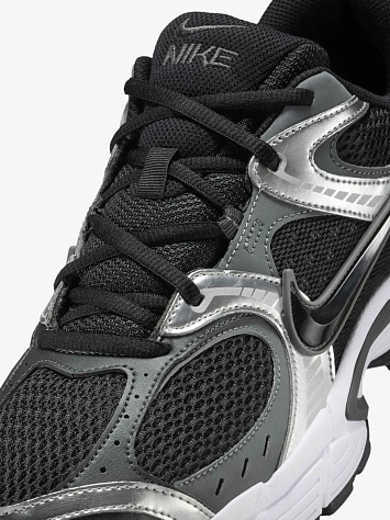Nike Кроссовки мужские NIKE V5 RNR