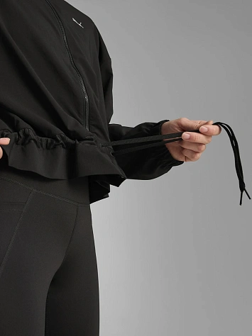 Puma Ветровка женская LACE WOVEN JACKET