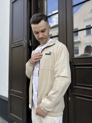 Puma Ветровка мужская ESS SOLID