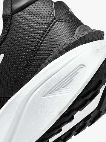 Nike Кроссовки женские STAR RUNNER 4 NN GS