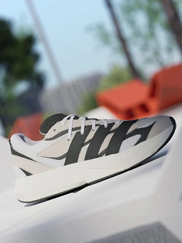 Adidas Кроссовки мужские LIGHTBLAZE