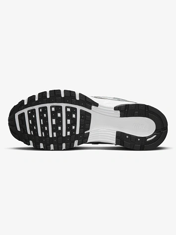 Nike Кроссовки женские NIKE P-6000 EG