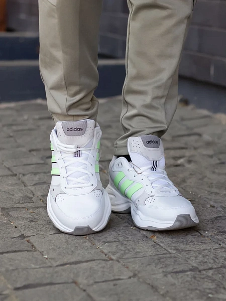 Adidas Кроссовки мужские STRUTTER
