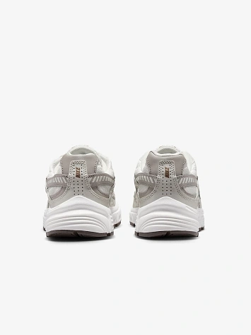 Nike Кроссовки женские INITIATOR