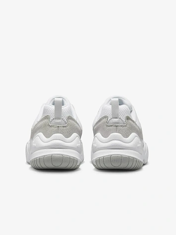 Nike Кроссовки женские TECH HERA