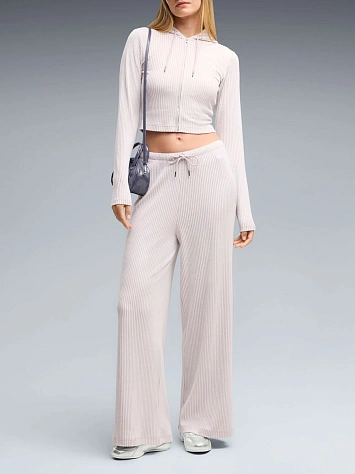 Puma Брюки женские ESS RIBBED WIDE LEG SOFT TOUCH PANTS OP