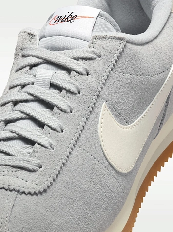 Nike Кроссовки женские CORTEZ SUEDE