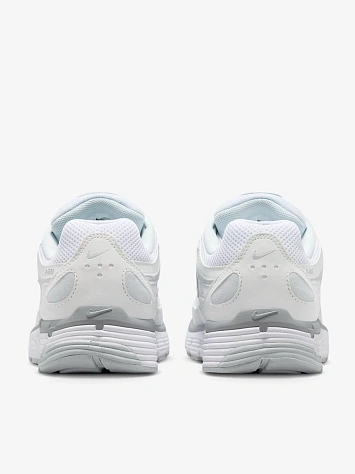 Nike Кроссовки женские NIKE P-6000