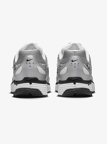 Nike Кроссовки женские P-6000