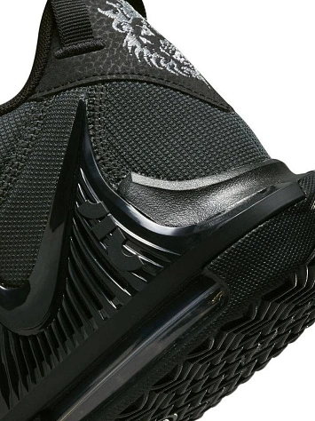 Nike Кроссовки мужские LEBRON WITNESS 7