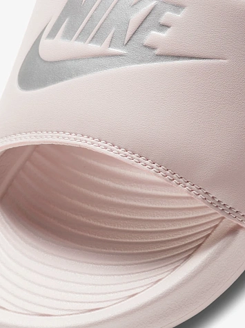 Nike Шлёпанцы женские VICTORI ONE