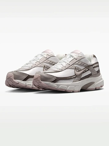 Nike Кроссовки женские INITIATOR