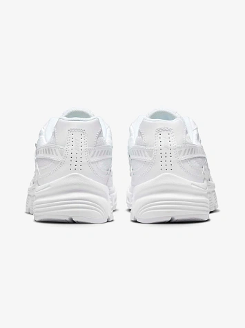 Nike Кроссовки женские INITIATOR