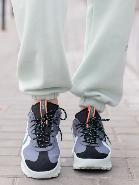 Adidas Кроссовки мужские FUTRO MIXR SHOES
