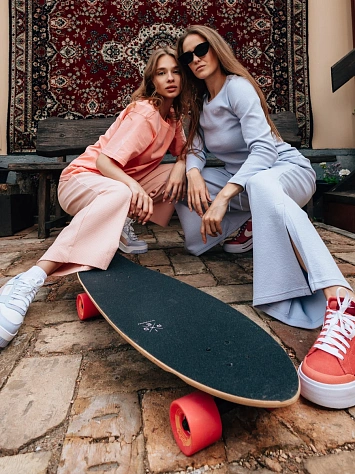 Puma Брюки женские HER STRAIGHT PANTS