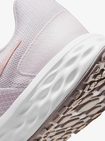 Nike Кроссовки женские REVOLUTION 6