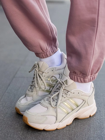 Adidas Брюки женские ADICOLOR ESSENTIALS