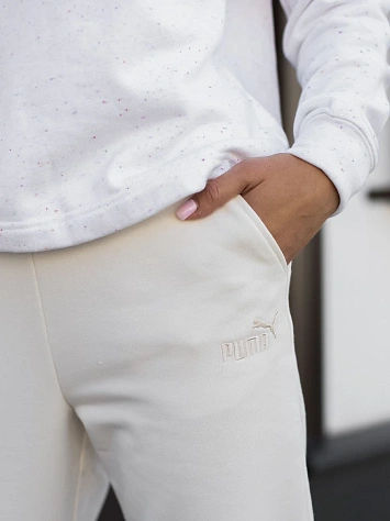 Puma Брюки женские ESS+ EMBROIDERY HIGH-WAIST PANTS TR CL