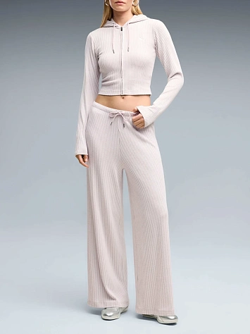 Puma Джемпер женский ESS RIBBED FULL-ZIP SOFT TOUCH HOODIE