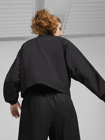 Puma Ветровка женская INFUSE RELAXED WOVEN JACKET