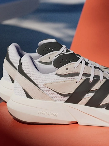 Adidas Кроссовки мужские LIGHTBLAZE