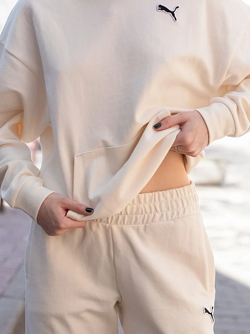 Puma Брюки женские BETTER ESSENTIALS PANTS CL TR