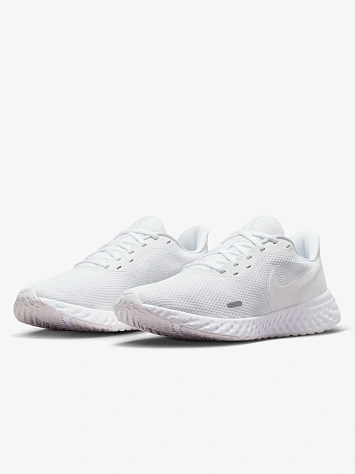 Nike Кроссовки мужские REVOLUTION 5