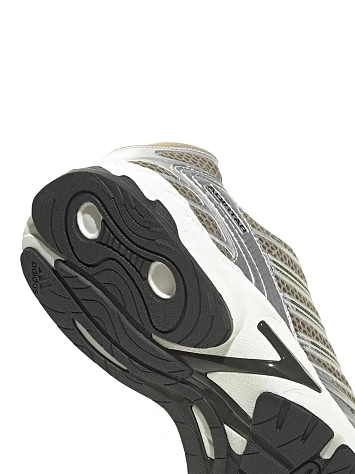 Adidas Кроссовки мужские ADISTAR CONTROL 3