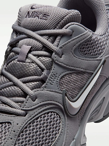 Nike Кроссовки мужские V5 RNR SUEDE